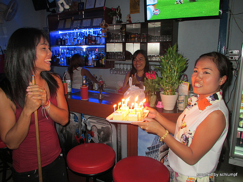 2014-06-24 Smurf Bar