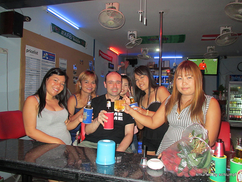 2014-06-25 Smurf Bar