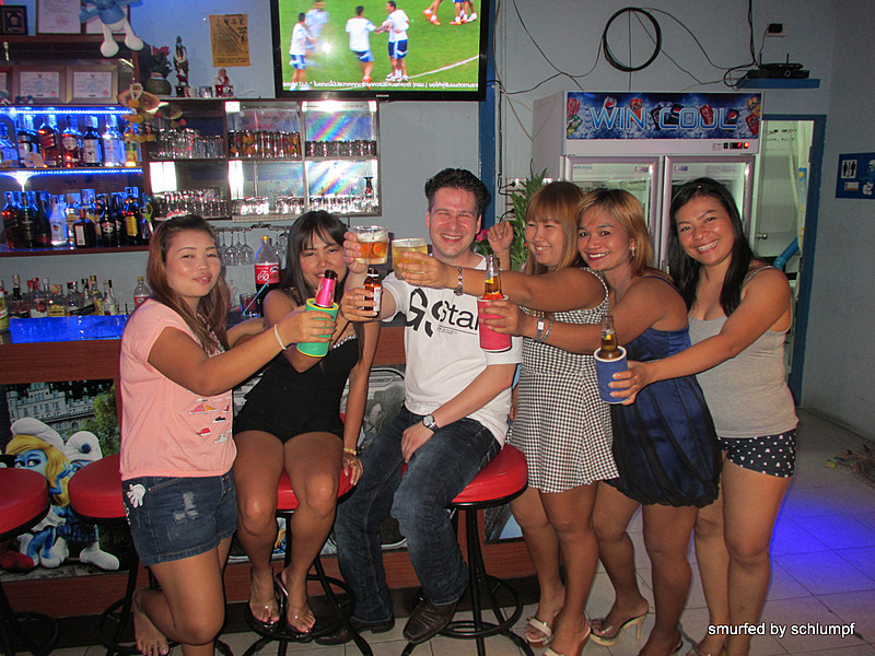 2014-06-25 Smurf Bar