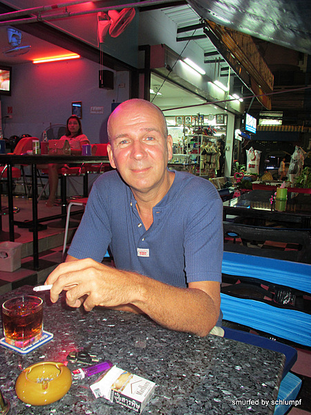 2014-06-25 Smurf Bar