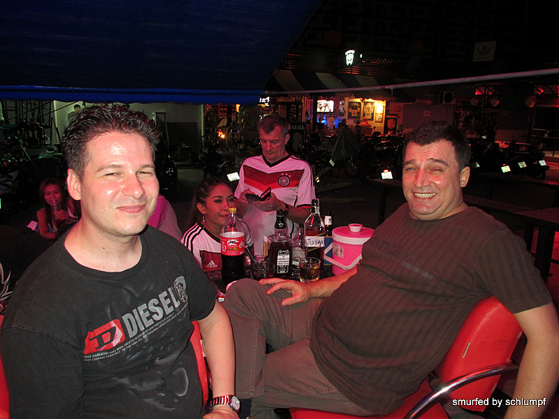 2014-06-26 Smurf Bar