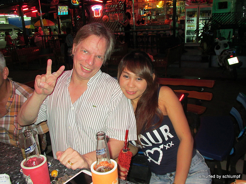 2014-06-26 Smurf Bar