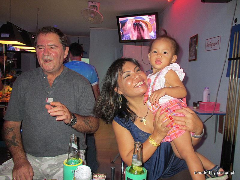 2014-06-27 Smurf Bar