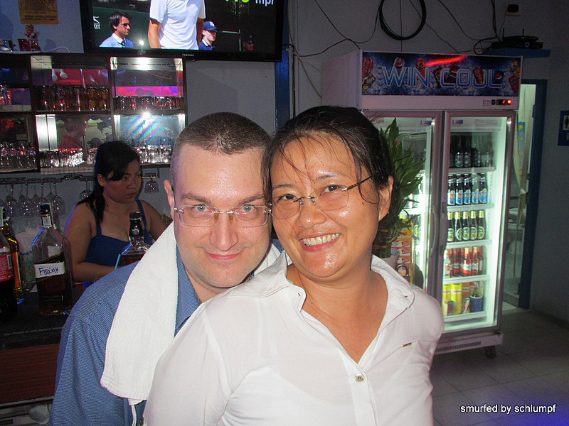 2014-06-27 Smurf Bar