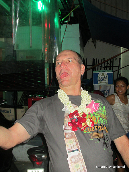 2014-06-27 Smurf Bar