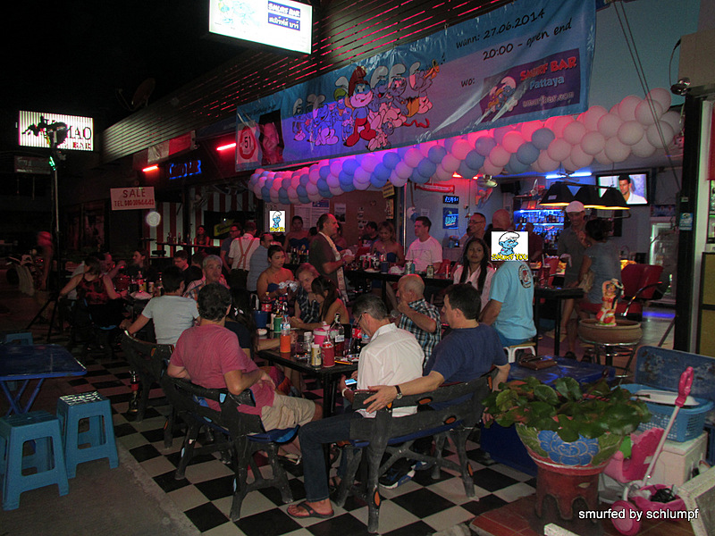 2014-06-27 Smurf Bar