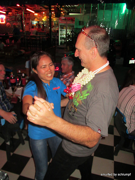 2014-06-27 Smurf Bar