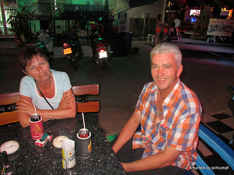 2014-06-27 Smurf Bar