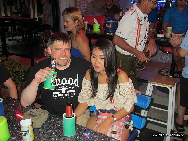 2014-06-27 Smurf Bar