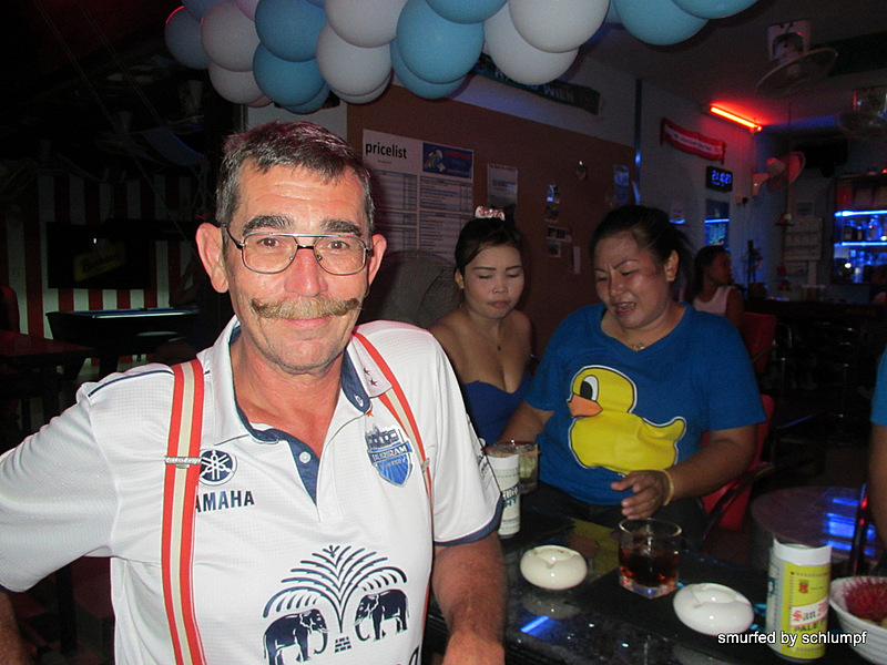 2014-06-27 Smurf Bar