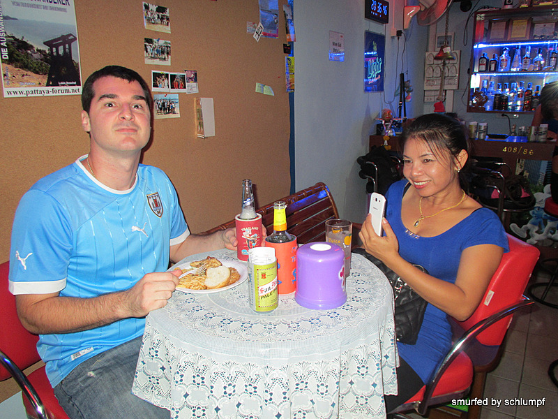 2014-06-27 Smurf Bar