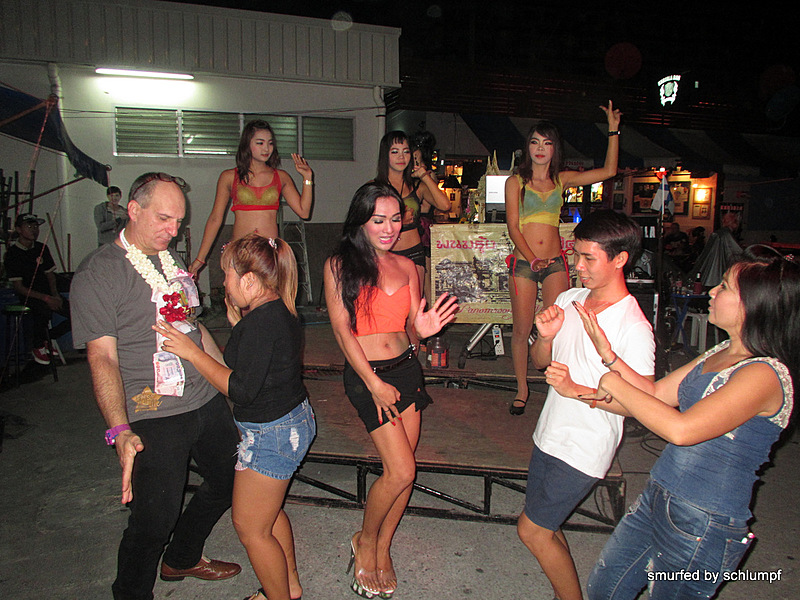 2014-06-27 Smurf Bar