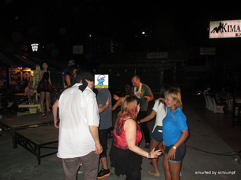 2014-06-27 Smurf Bar