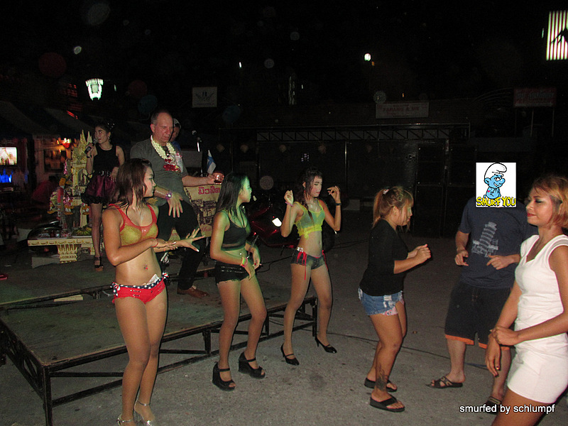 2014-06-27 Smurf Bar