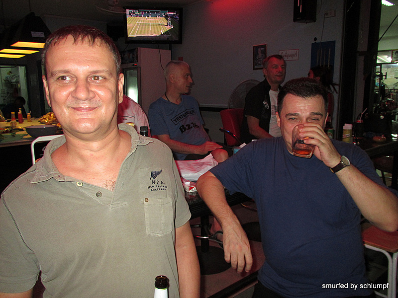 2014-06-27 Smurf Bar