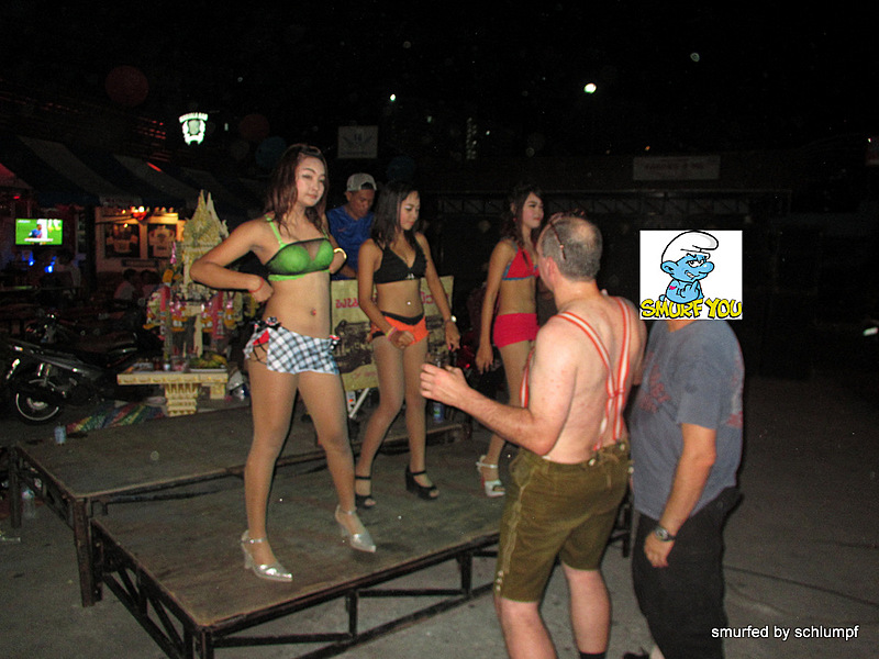 2014-06-27 Smurf Bar