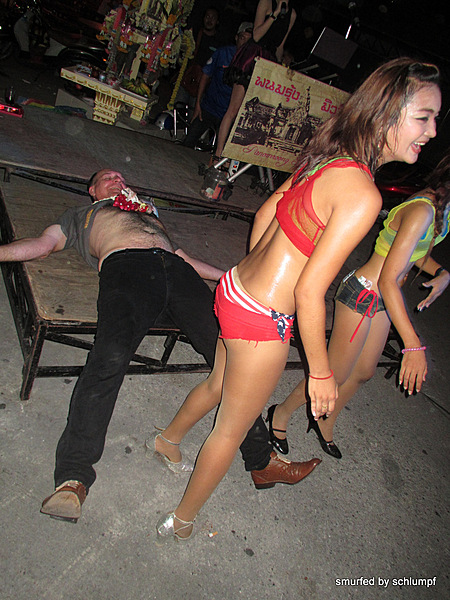 2014-06-27 Smurf Bar