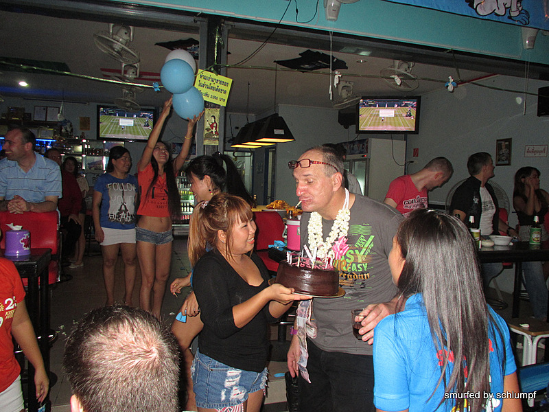2014-06-27 Smurf Bar