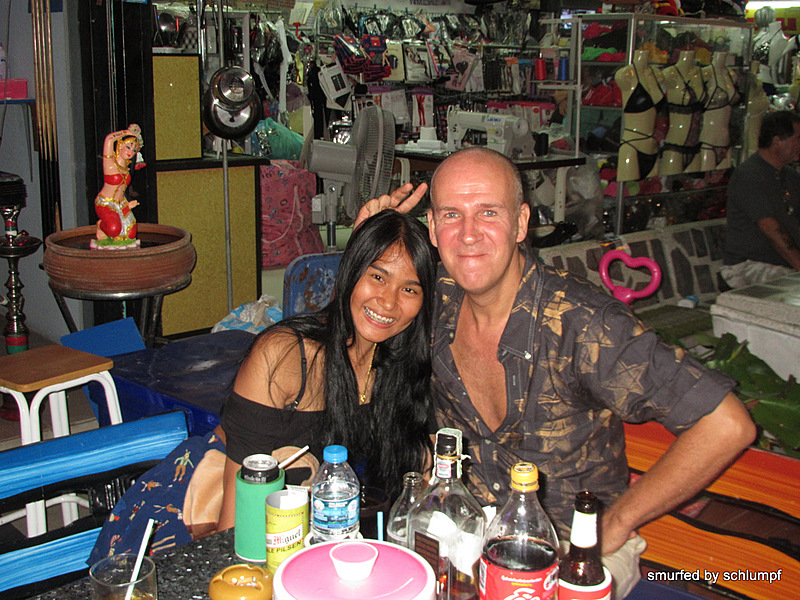 2014-06-27 Smurf Bar