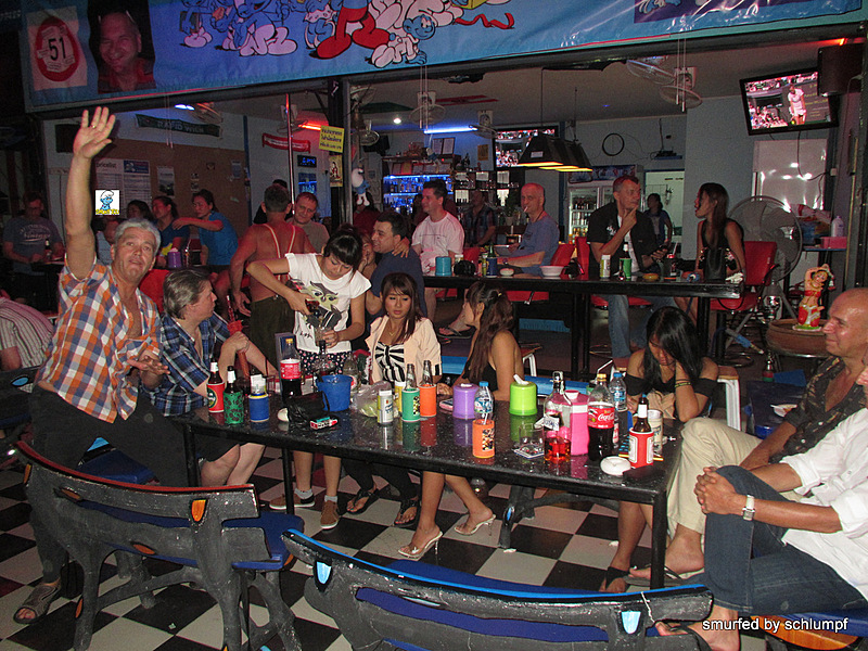 2014-06-27 Smurf Bar