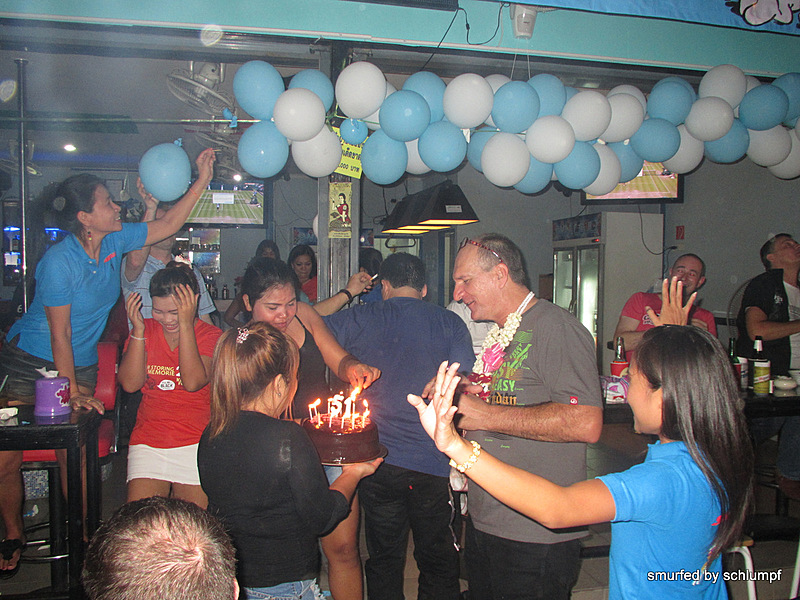 2014-06-27 Smurf Bar