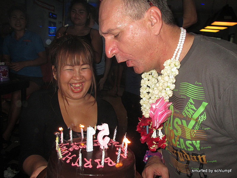 2014-06-27 Smurf Bar