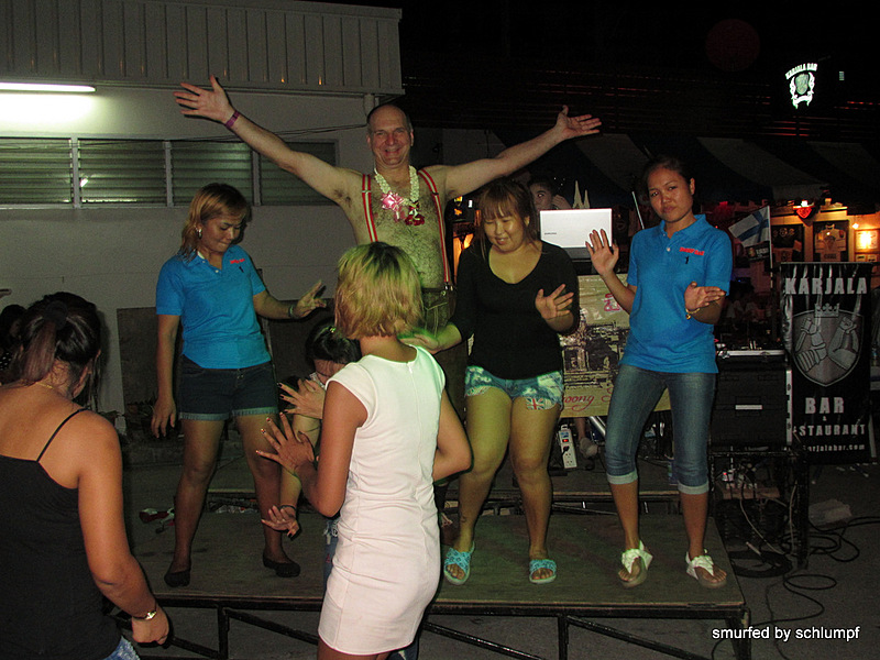 2014-06-27 Smurf Bar