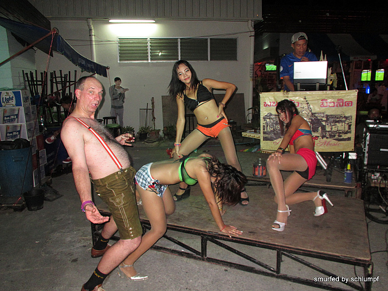 2014-06-27 Smurf Bar