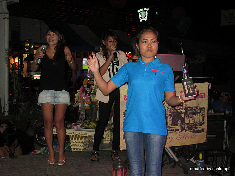 2014-06-27 Smurf Bar