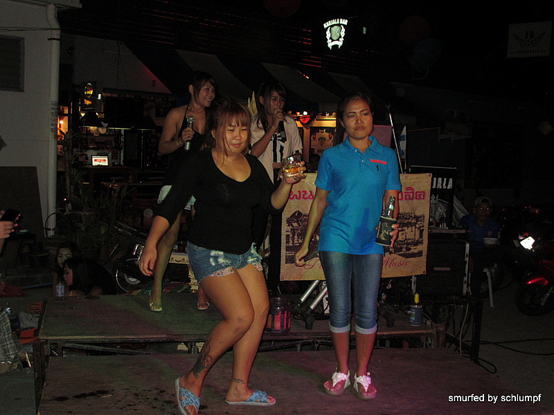 2014-06-27 Smurf Bar