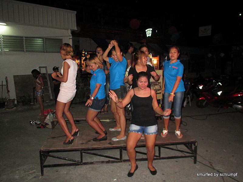 2014-06-27 Smurf Bar