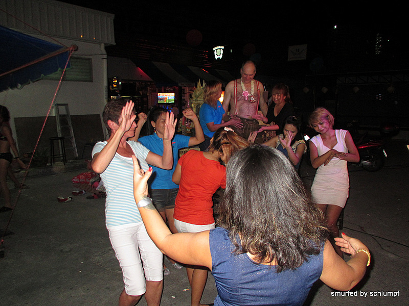 2014-06-27 Smurf Bar