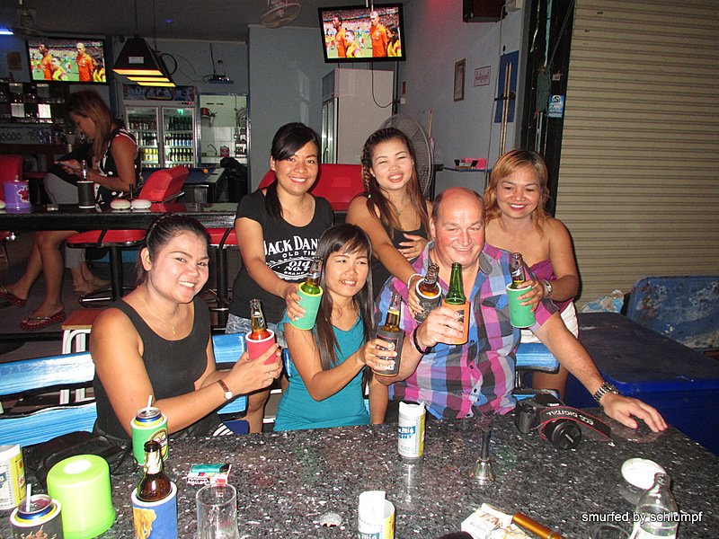 2014-06-29 Smurf Bar