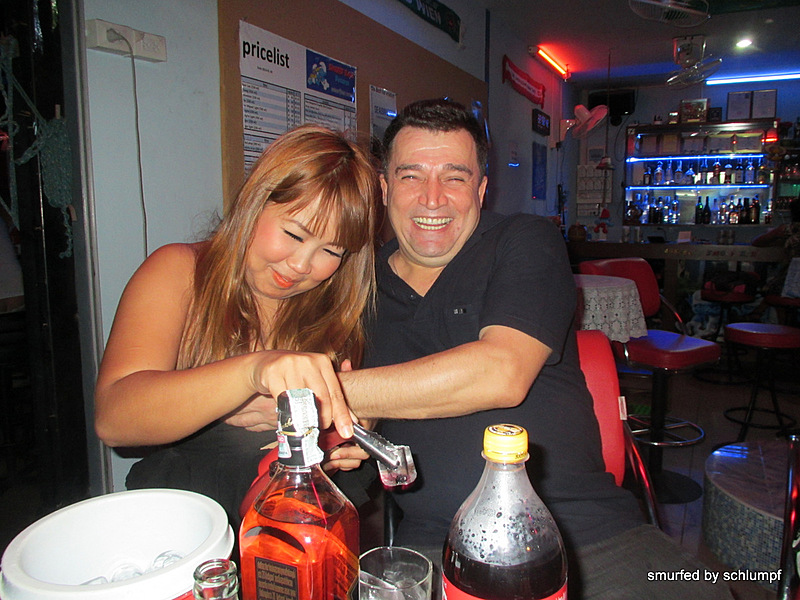 2014-07-02 Smurf Bar