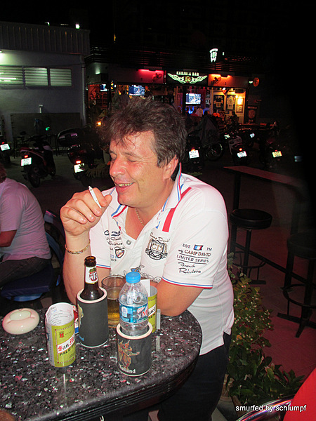 2014-07-04 Smurf Bar