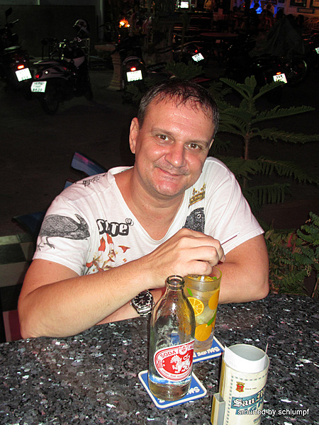 2014-07-06 Smurf Bar