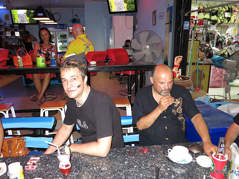 2014-07-08 Smurf Bar