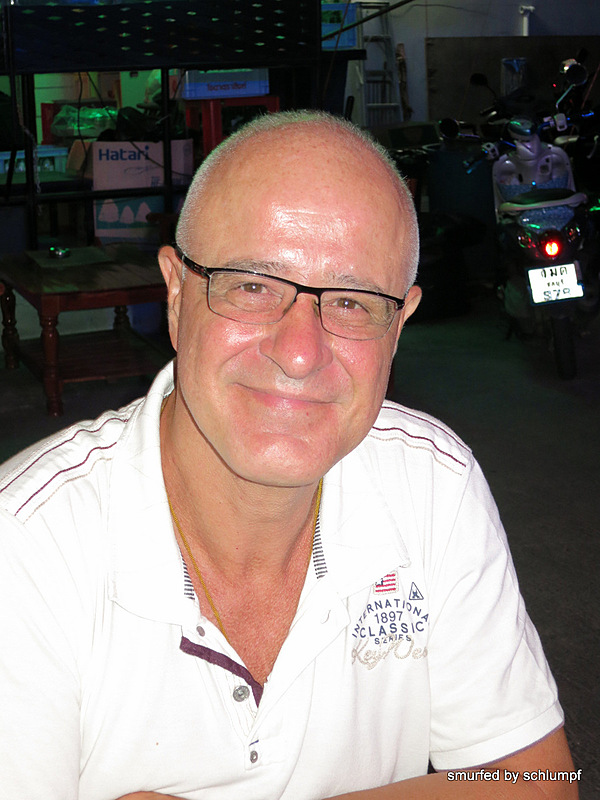 2014-07-10 Smurf Bar