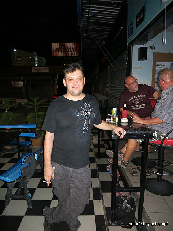 2014-07-10 Smurf Bar