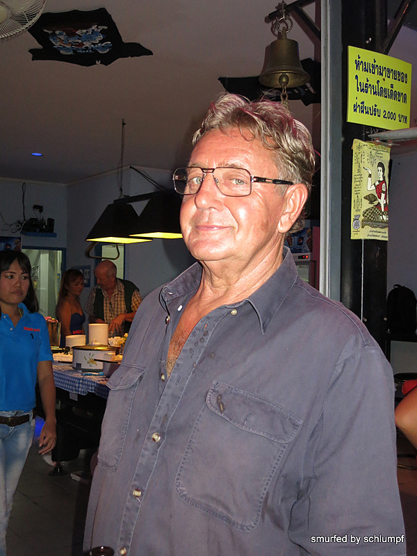 2014-07-18 Smurf Bar