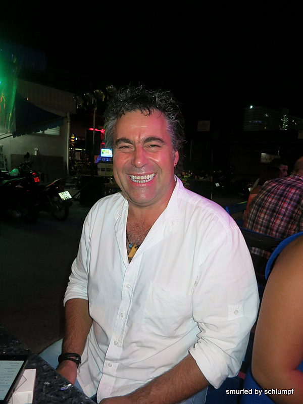 2014-08-01  Smurf Bar