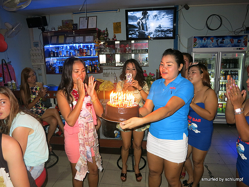 2014-08-01  Smurf Bar