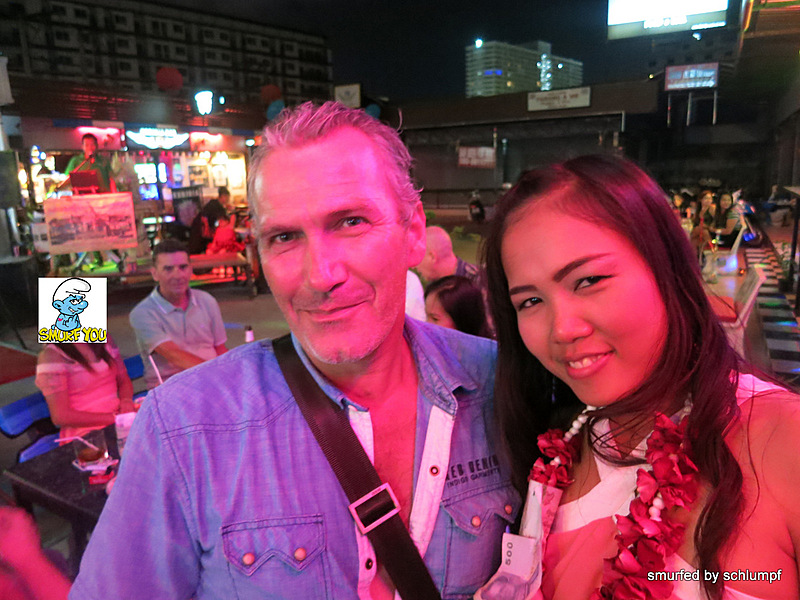 2014-08-01  Smurf Bar