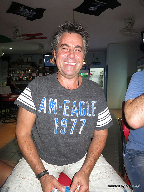 2014-08-02  Smurf Bar