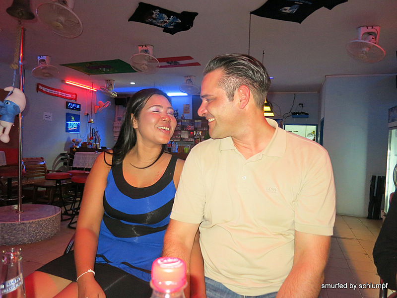 2014-08-03  Smurf Bar