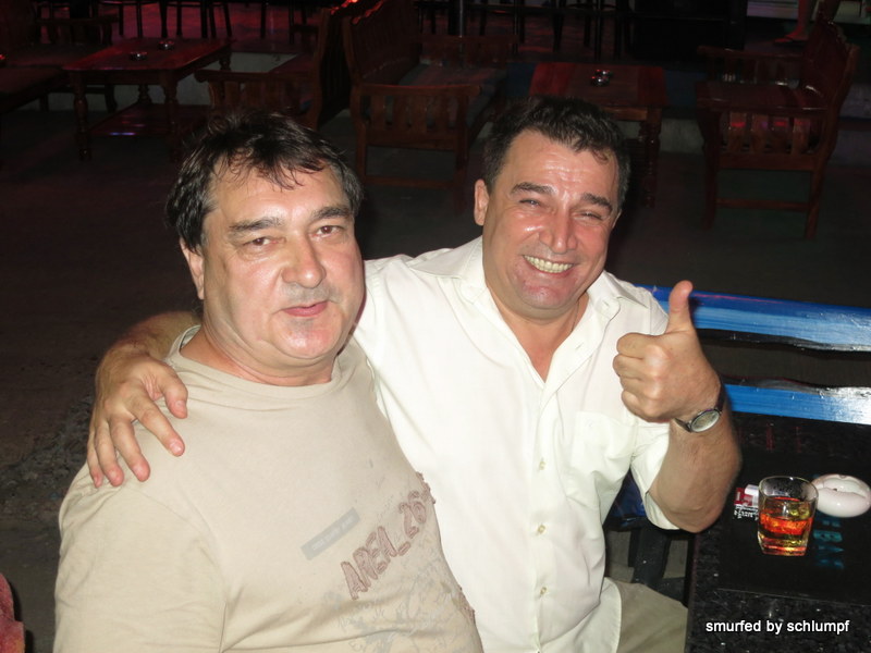 2014-08-04  Smurf Bar