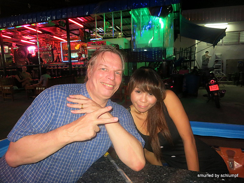 2014-08-09  Smurf Bar