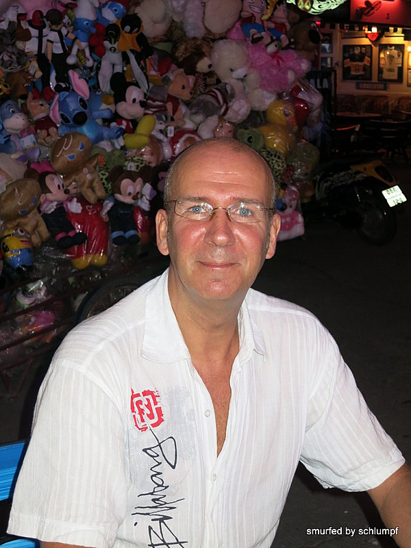 2014-08-09  Smurf Bar