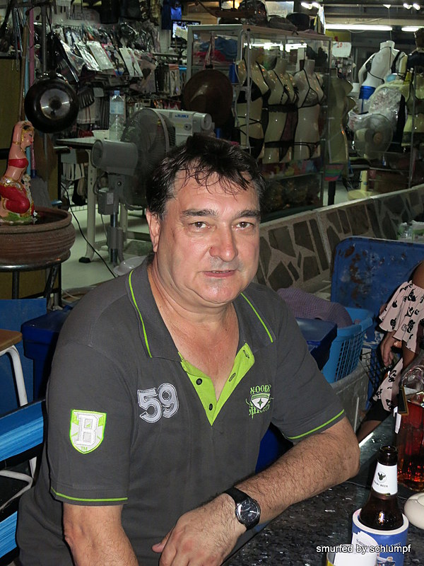 2014-08-10  Smurf Bar