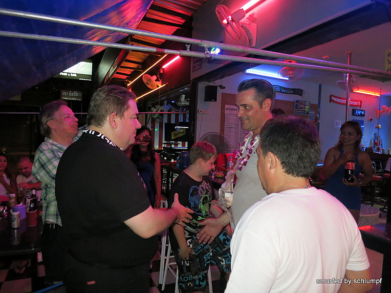 2014-08-10  Smurf Bar